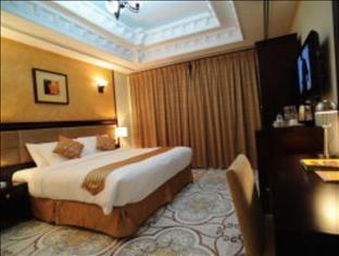 Al Jazeera Royal Hotel *