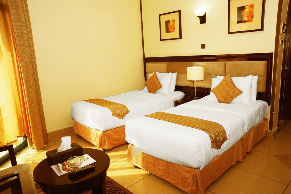 Al Jazeera Royal Hotel *